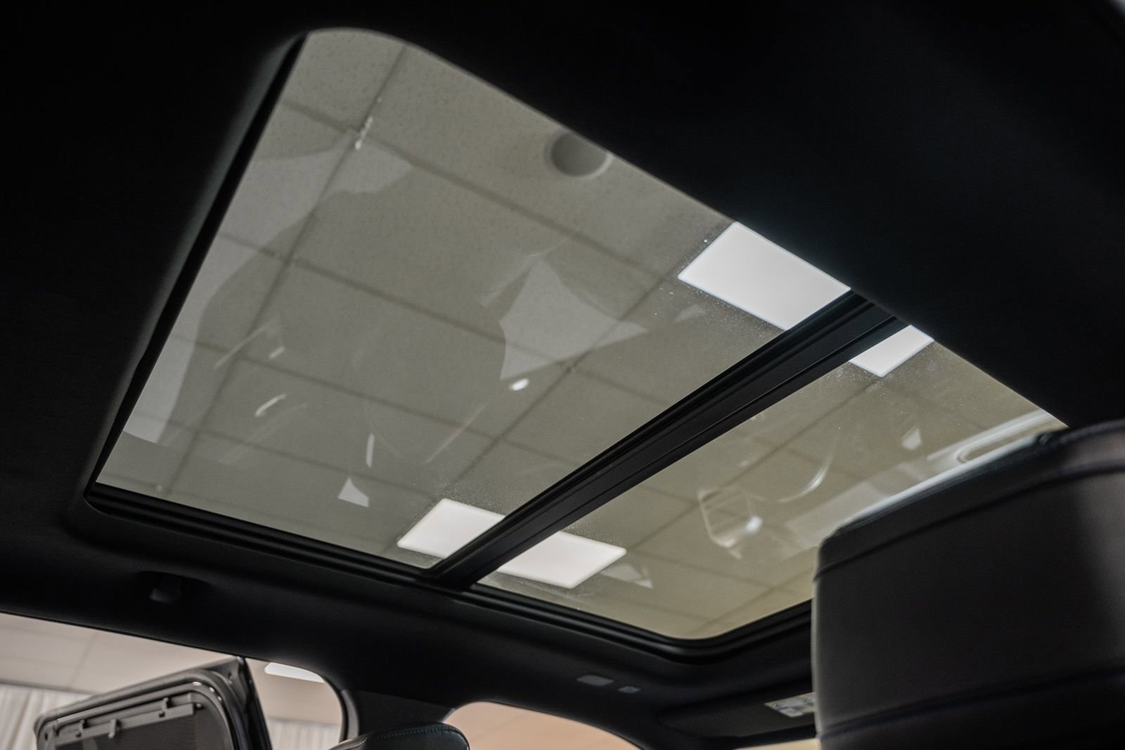 Used 2023 Toyota Tundra Platinum image 41