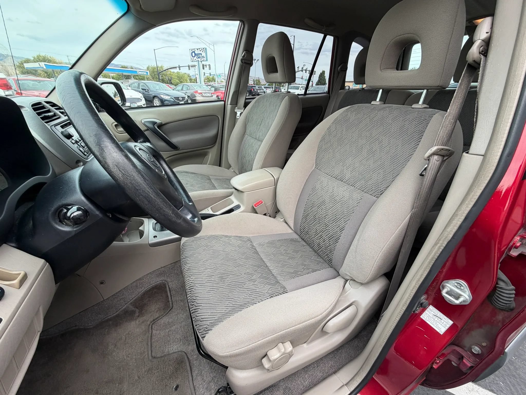 Used 2001 Toyota RAV4 2WD w/ Quick-Order Pkg image 10