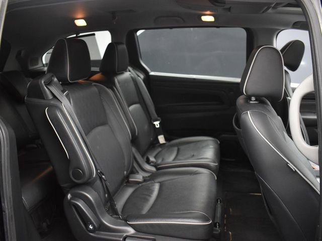 Used 2023 Honda Odyssey Elite image 16