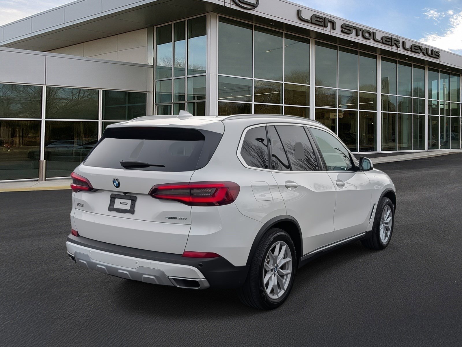 Used 2022 BMW X5 sDrive40i image 3