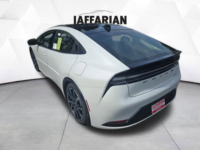 New 2026 Toyota Prius Plug-In Hybrid image 5