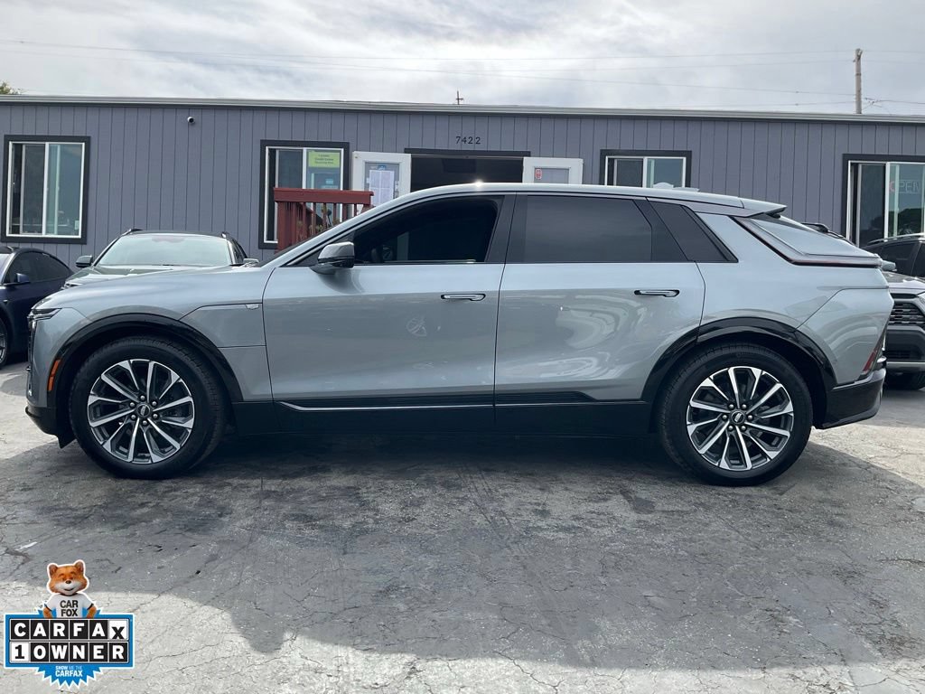 Used 2024 Cadillac Lyriq Sport RWD image 5