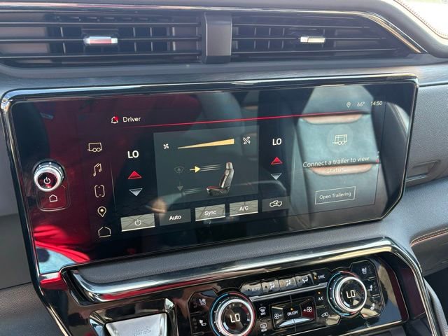 Used 2023 GMC Sierra 1500 AT4 w/ Technology Package AWD/4WD image 19