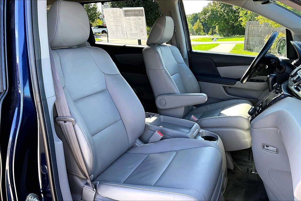 Used 2014 Honda Odyssey Touring image 28