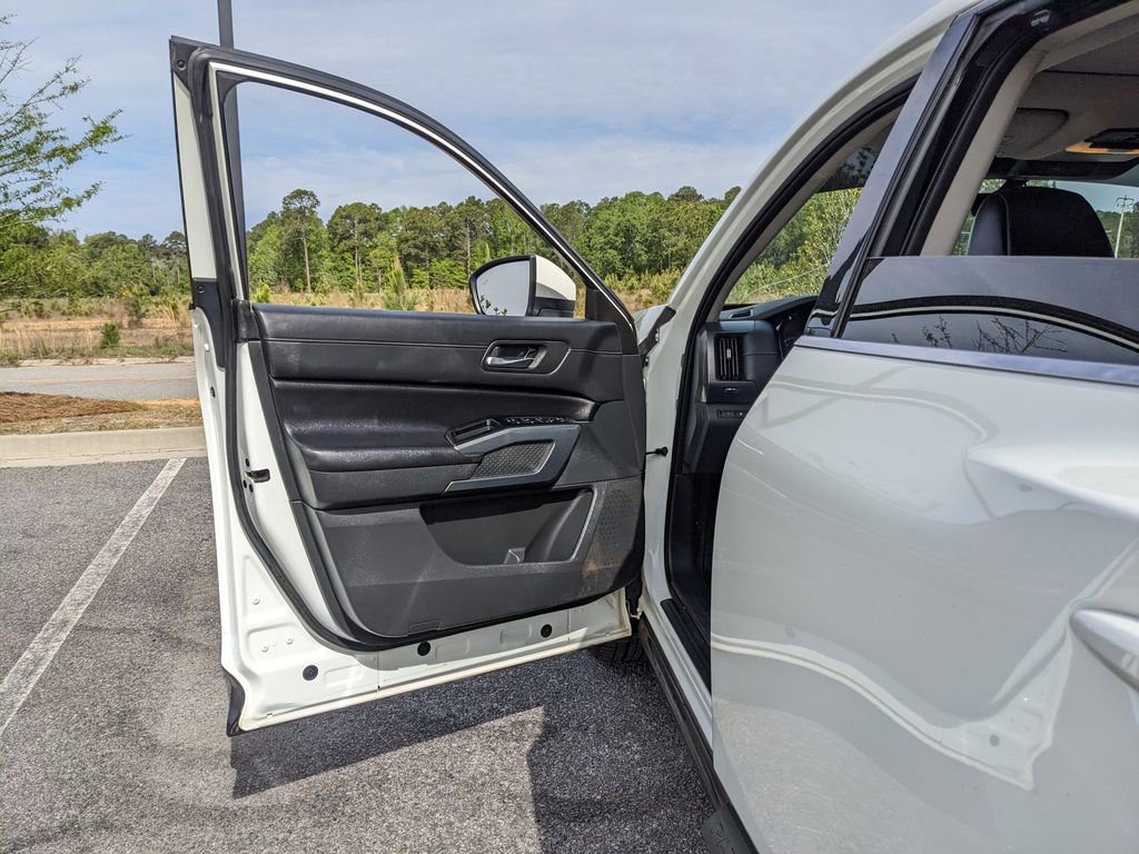 Used 2024 Nissan Pathfinder SL w/ SL Premium Package image 58
