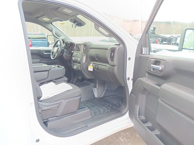 New 2026 GMC Sierra 3500 Pro w/ Convenience Package image 9