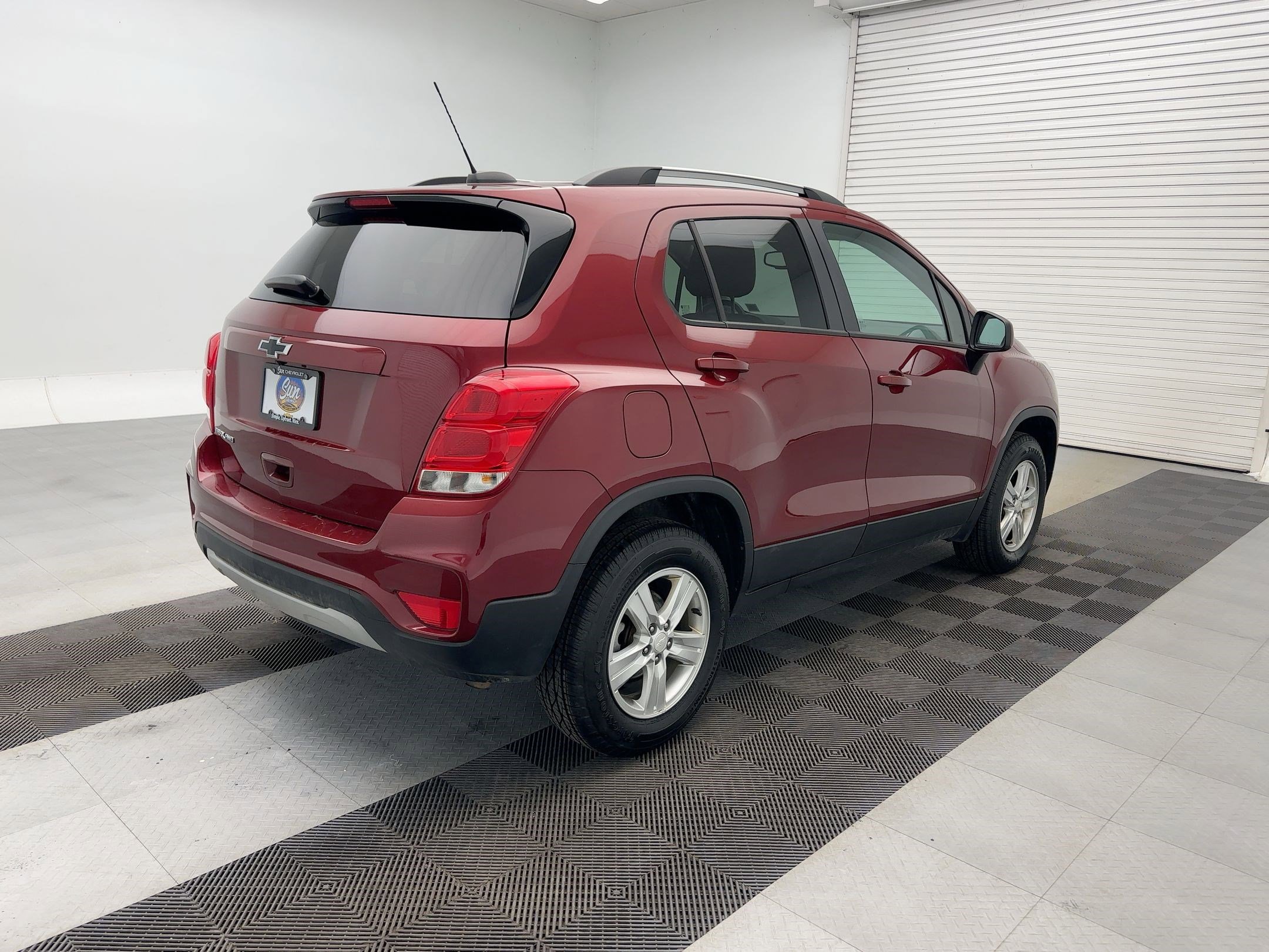 Used 2021 Chevrolet Trax LT image 9