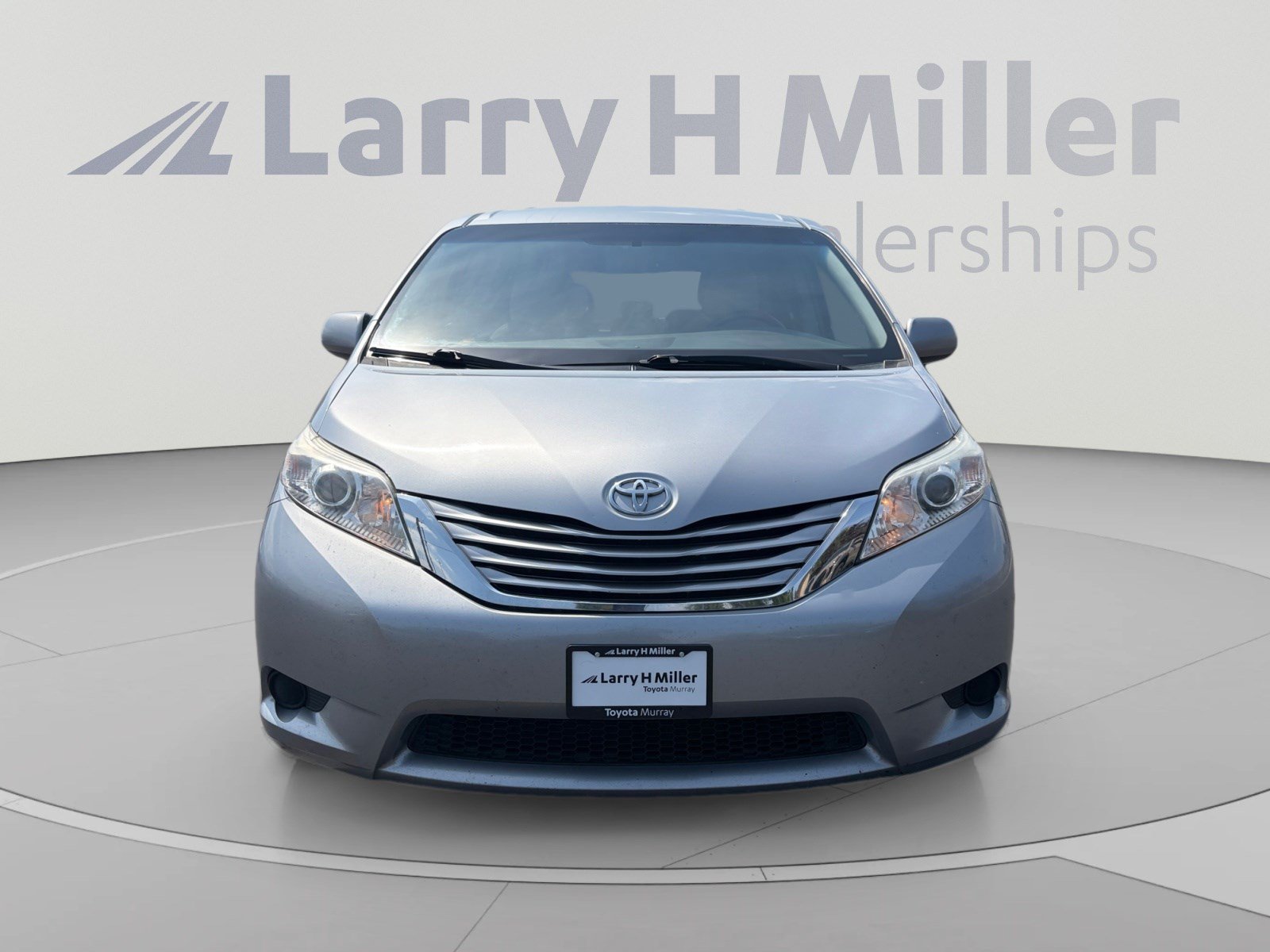 Used 2015 Toyota Sienna LE FWD image 8