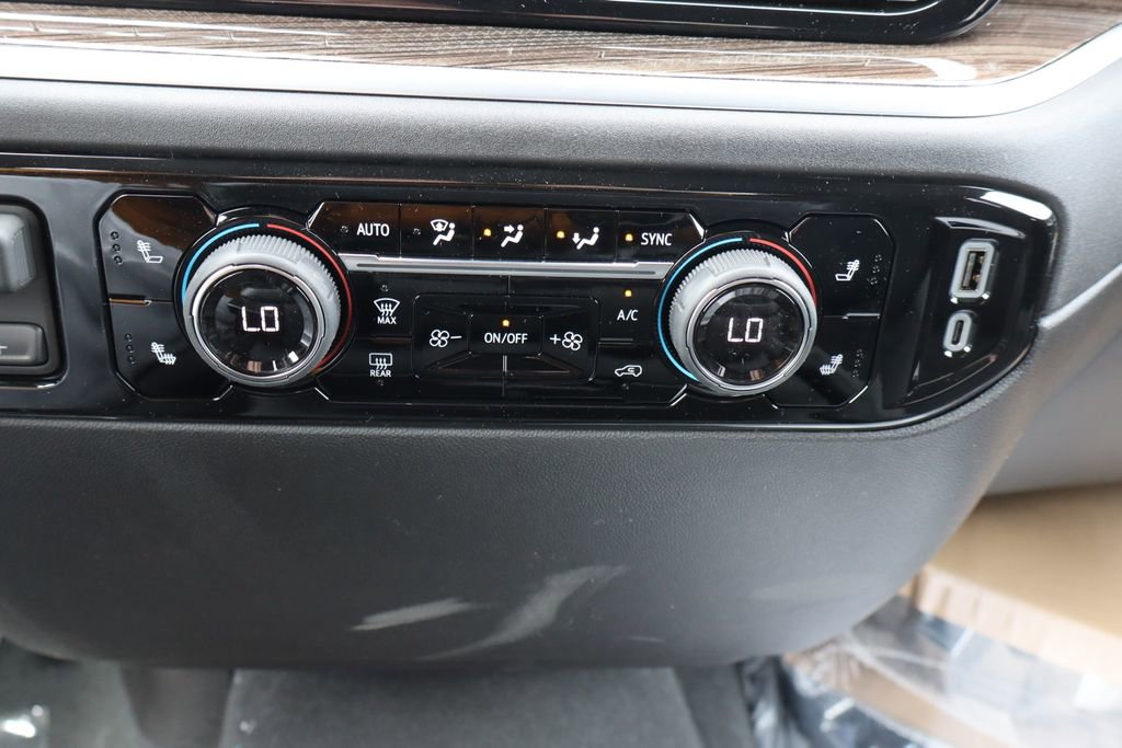 New 2026 Chevrolet Silverado 3500 LT AWD/4WD image 11