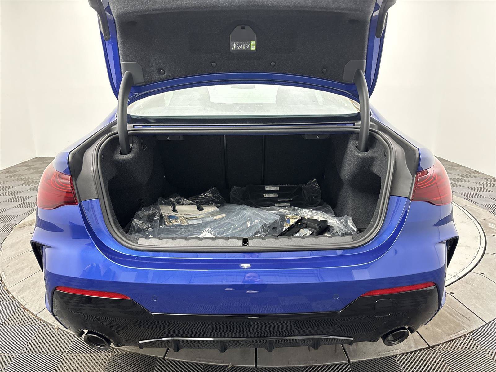 New 2027 BMW 430i Coupe w/ M Sport Package AWD/4WD image 21