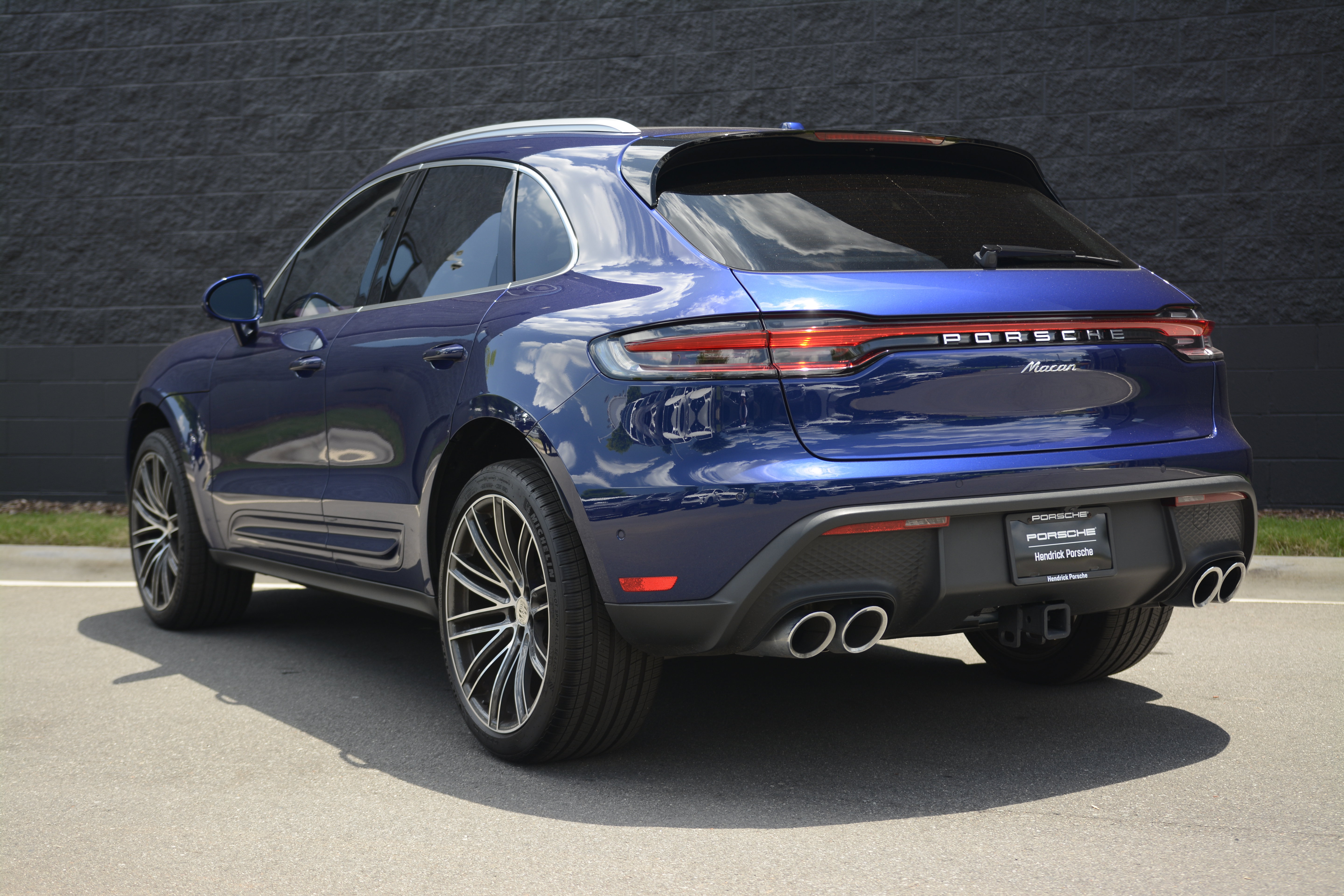 Certified 2026 Porsche Macan AWD/4WD image 53