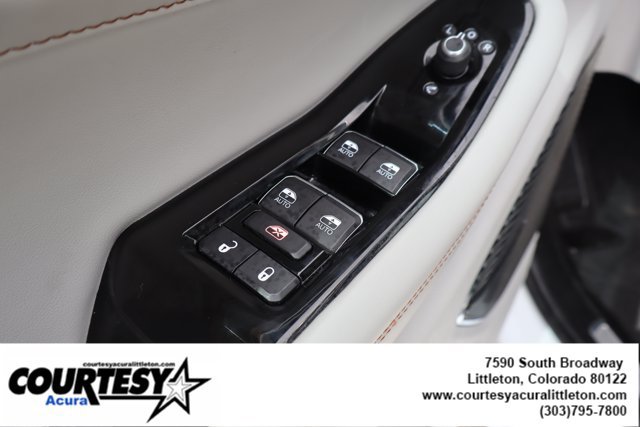 Used 2022 Jeep Grand Cherokee L Overland w/ Luxury Tech Group IV AWD/4WD image 25