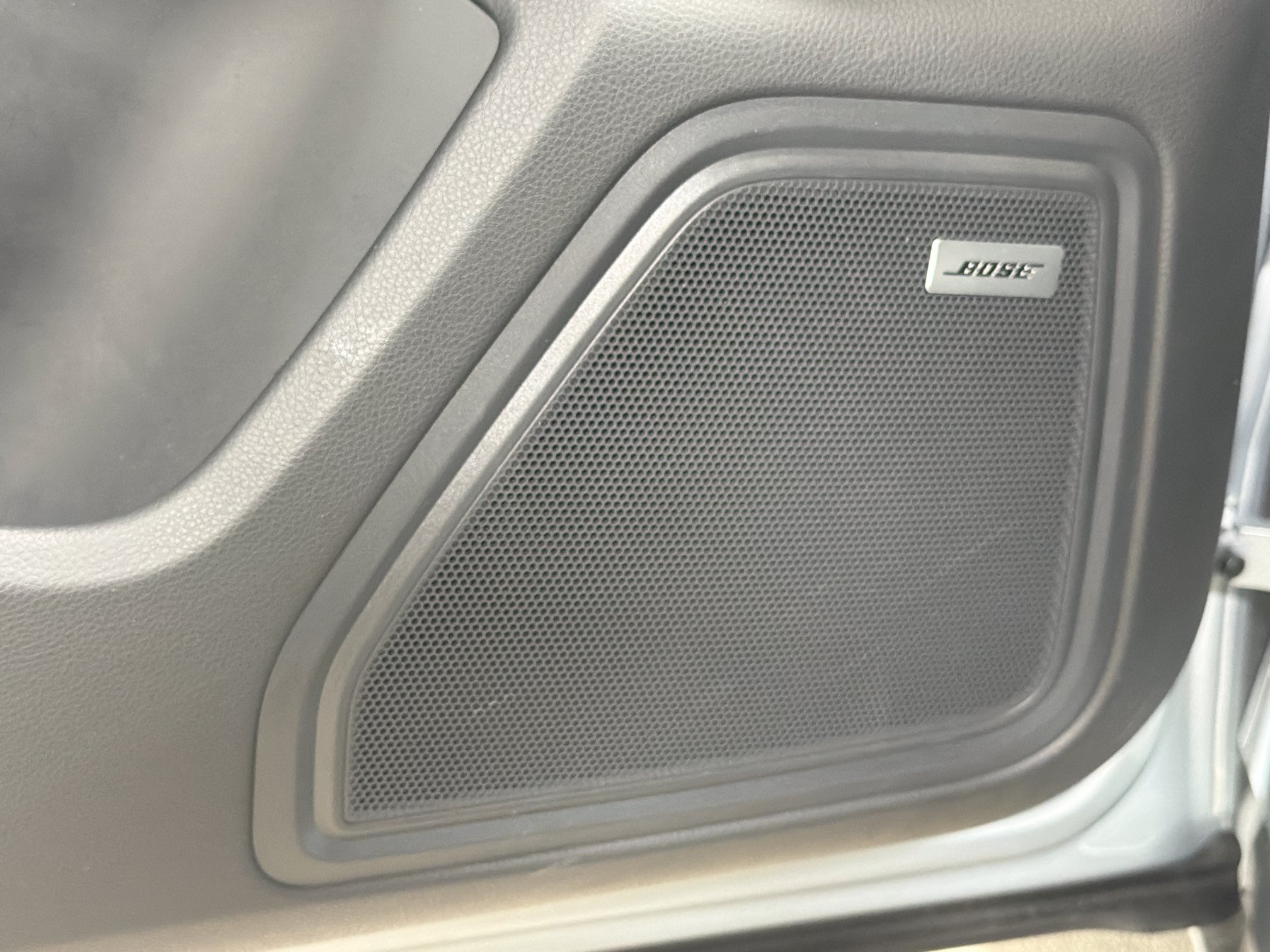 Certified 2026 Porsche Macan AWD/4WD image 23