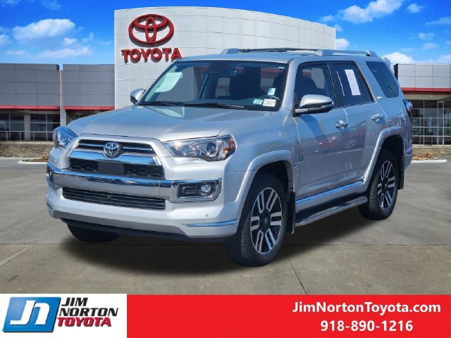 Used 2023 Toyota 4Runner Limited AWD/4WD image 5