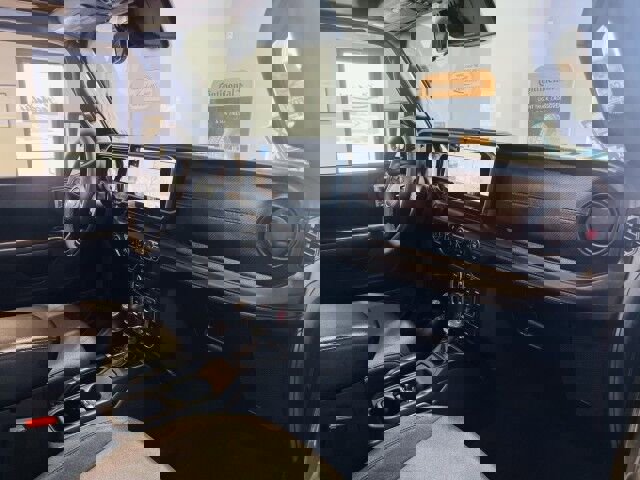 Used 2025 Jeep Wrangler Unlimited Rubicon w/ XTREMEE 35" Tire Package image 11