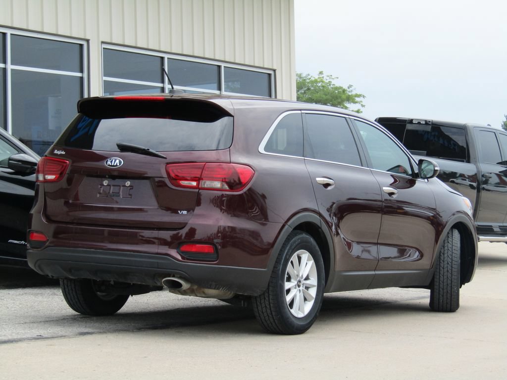 Used 2020 Kia Sorento FWD V6 image 3