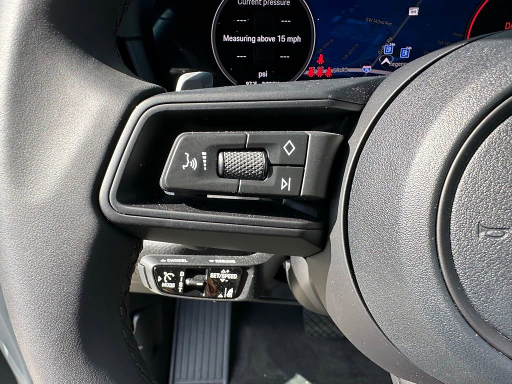 Certified 2026 Porsche Cayenne E-Hybrid image 18