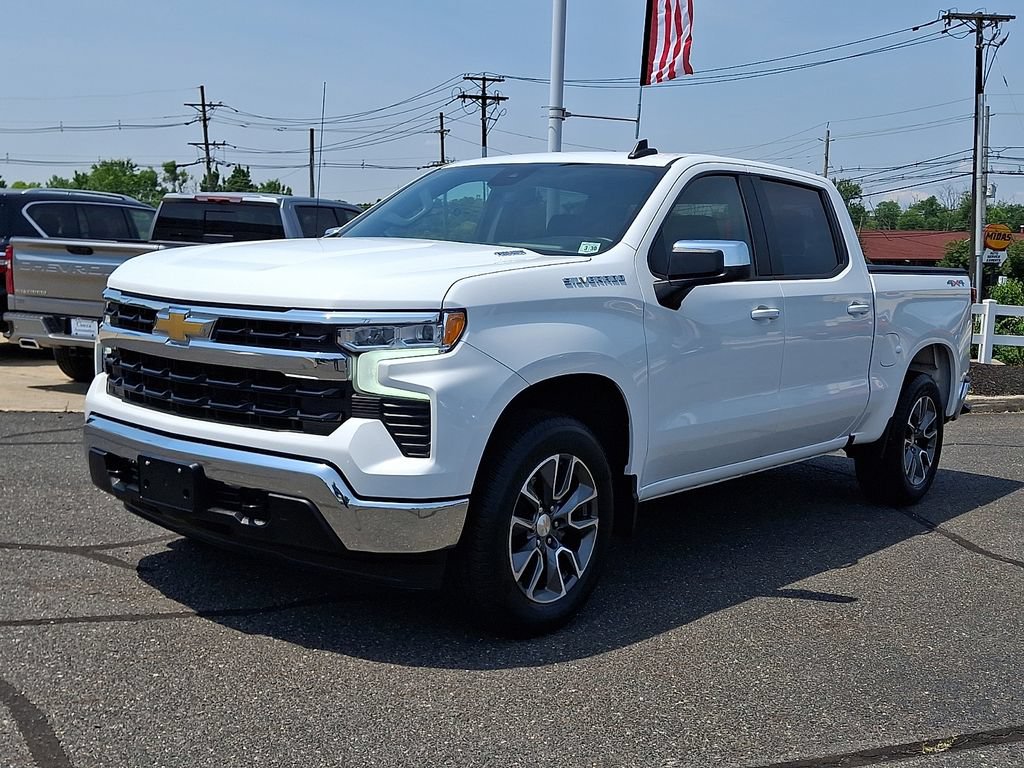 Certified 2025 Chevrolet Silverado 1500 LT AWD/4WD image 6