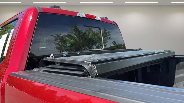 Used 2022 Ford F250 Lariat w/ Black Appearance Package AWD/4WD image 38