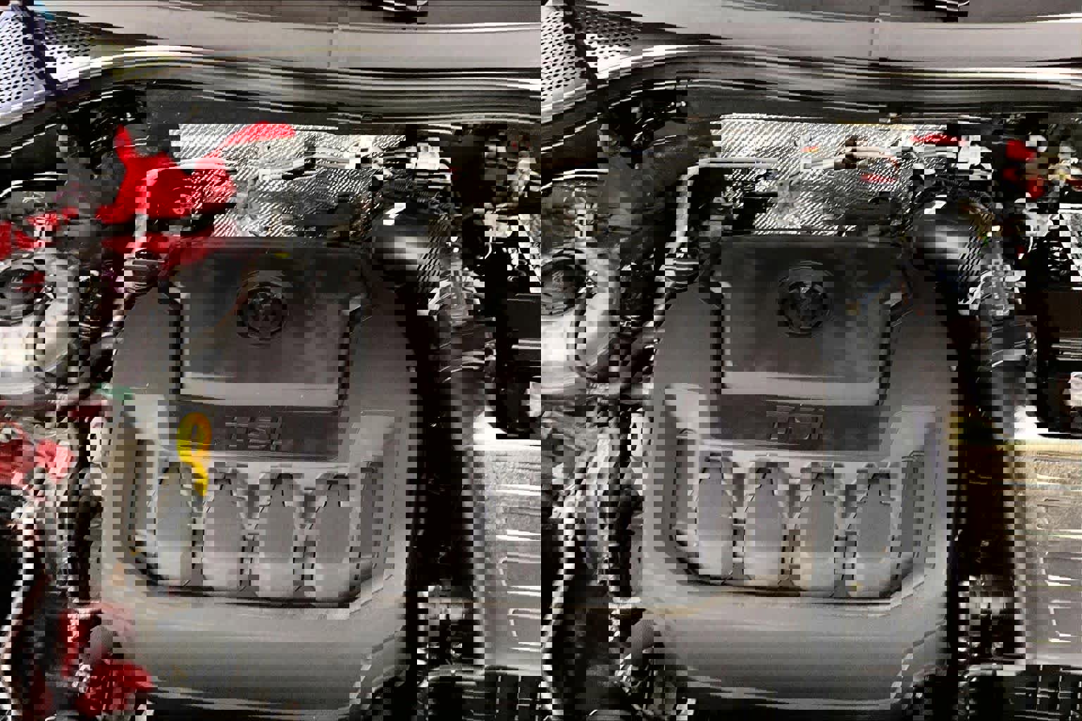 Used 2022 Volkswagen Tiguan SE w/ Panoramic Sunroof Package AWD/4WD image 31