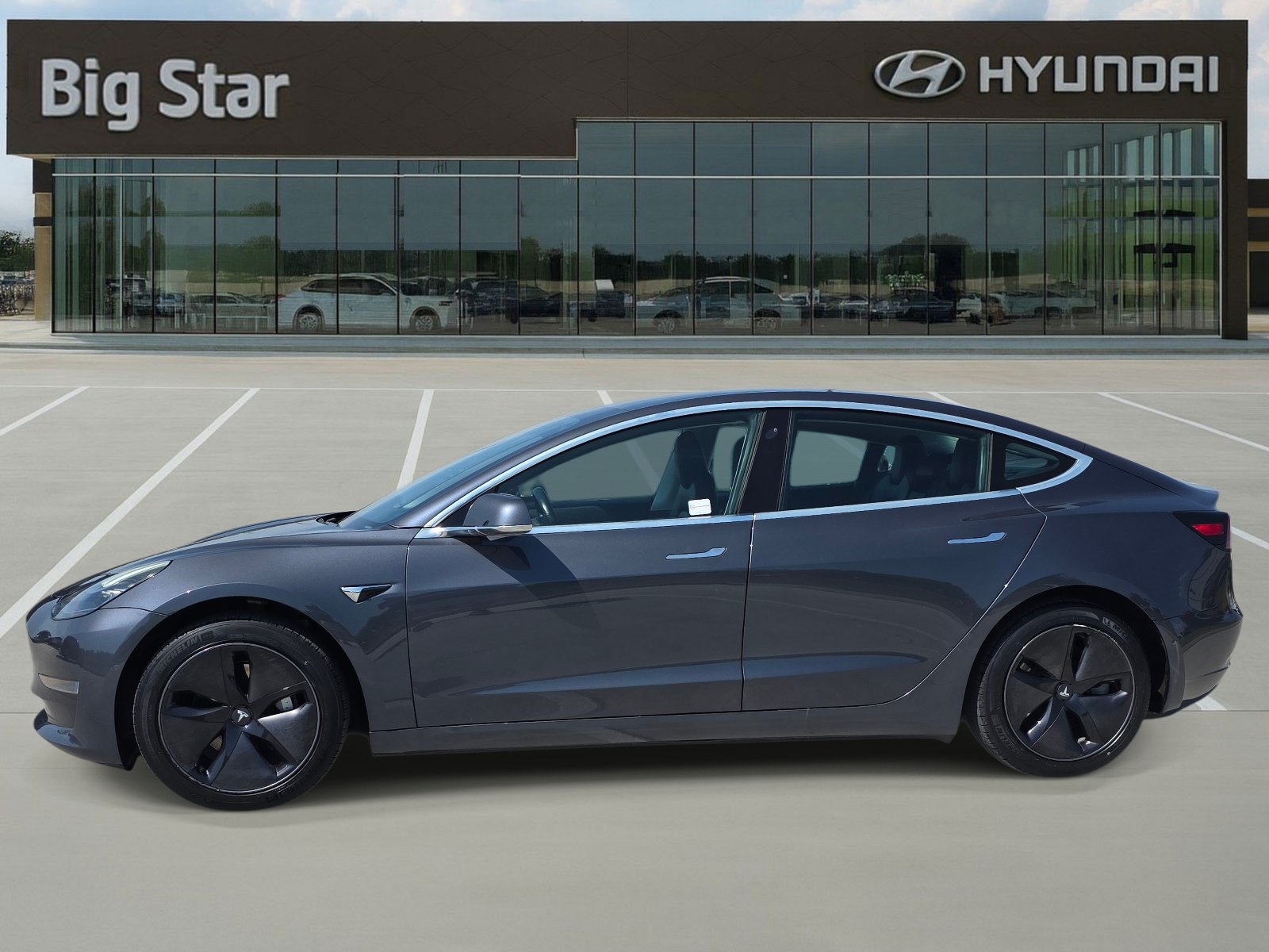 Used 2019 Tesla Model 3 Long Range RWD video 2