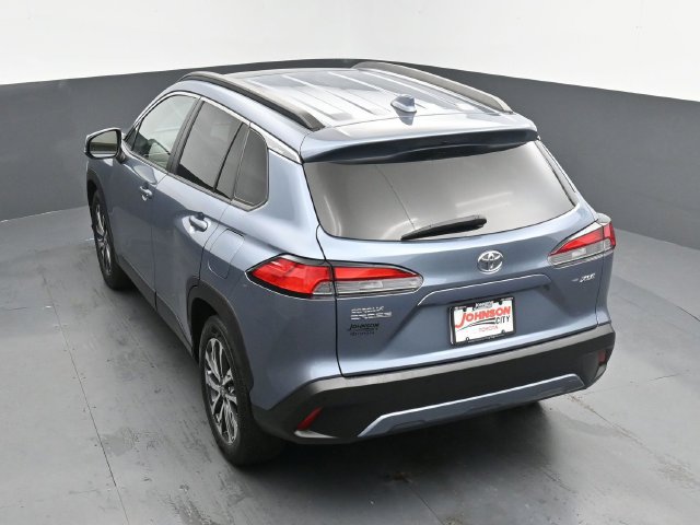 Used 2023 Toyota Corolla Cross XLE w/ Convenience Package FWD image 37