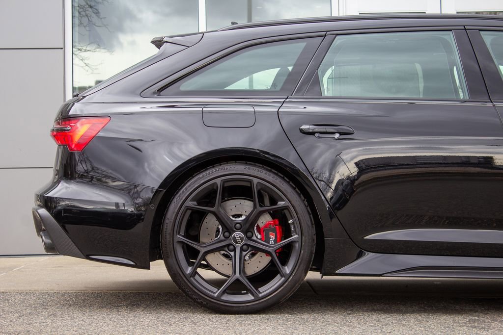 Used 2025 Audi RS 6 performance image 6