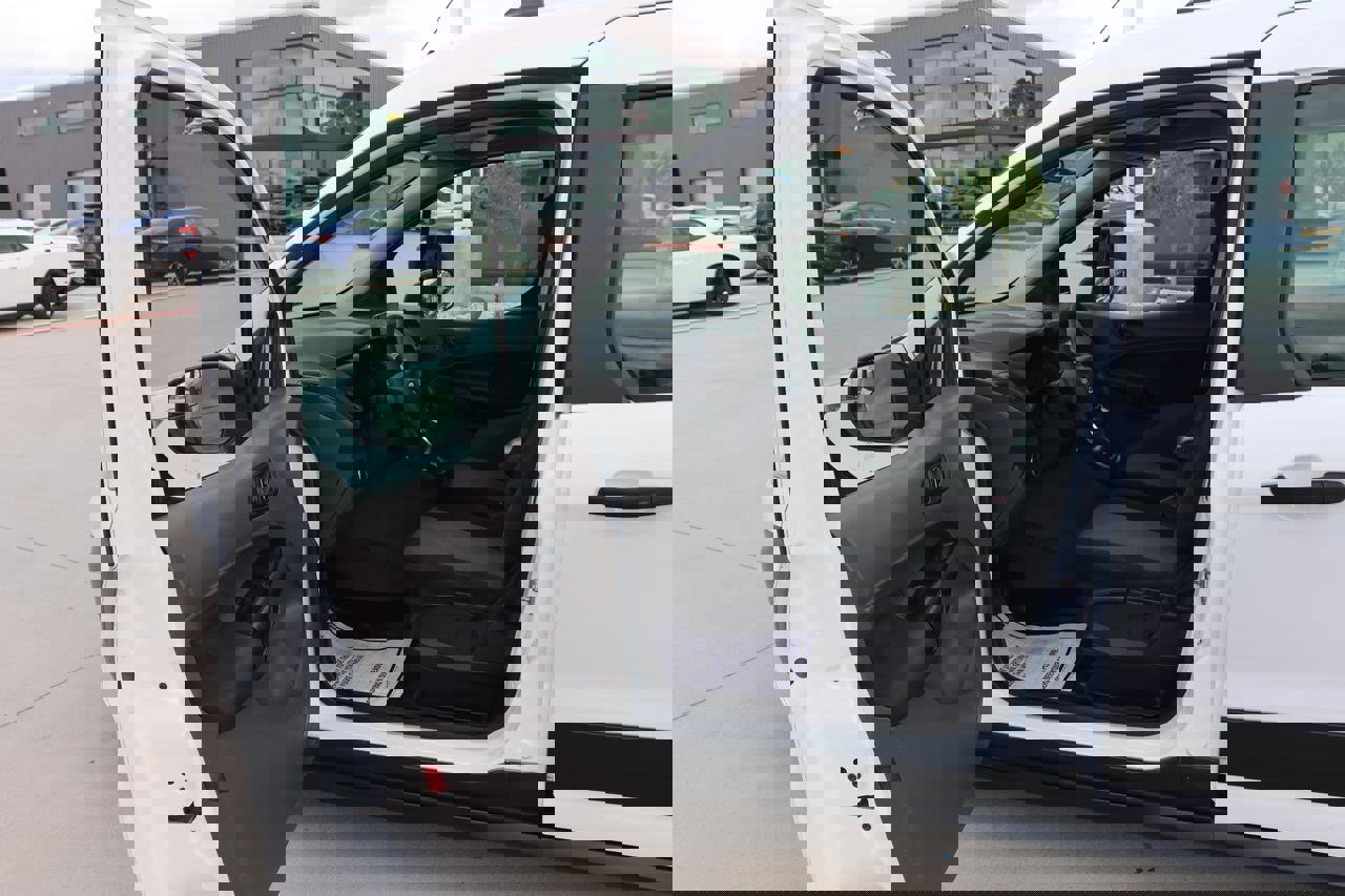 Used 2019 Ford Transit Connect XL image 26