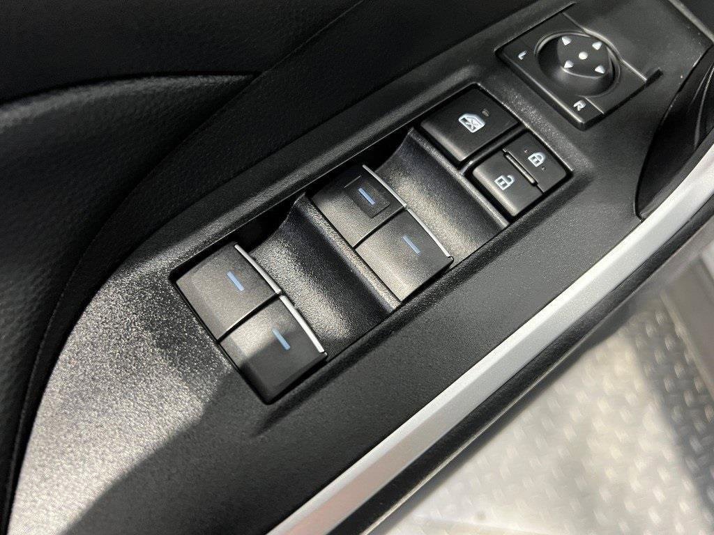 Used 2024 Toyota RAV4 XLE image 29