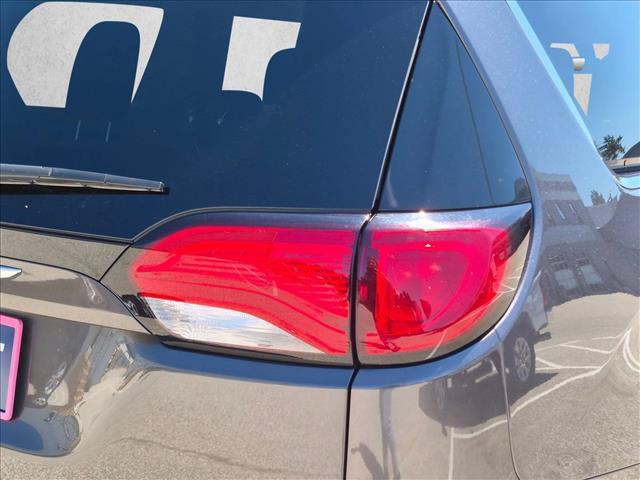 Used 2018 Chrysler Pacifica Touring Plus FWD image 13
