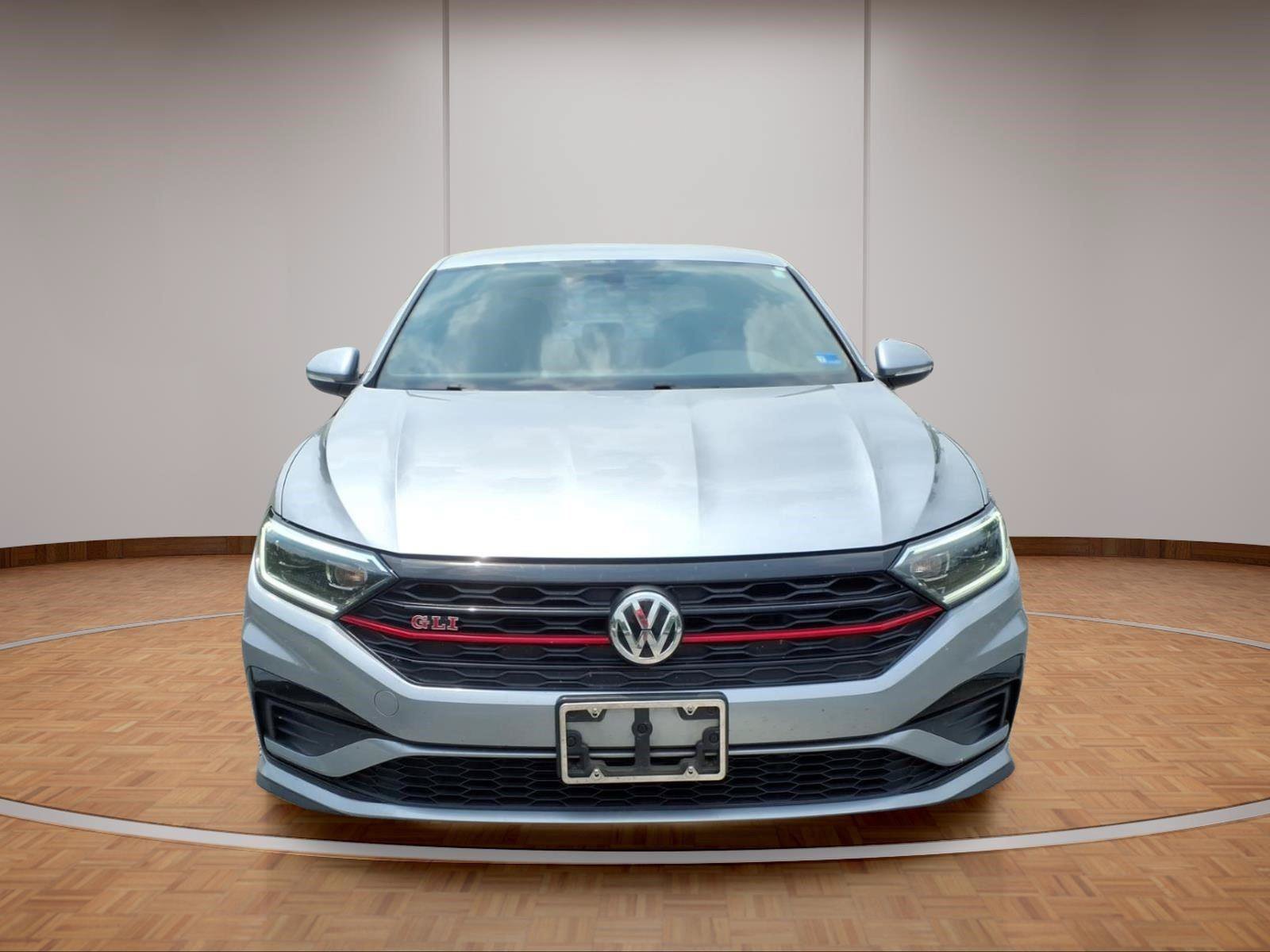 Used 2021 Volkswagen Jetta GLI FWD image 2