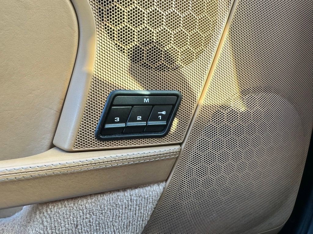 Used 2005 Porsche Boxster S image 10