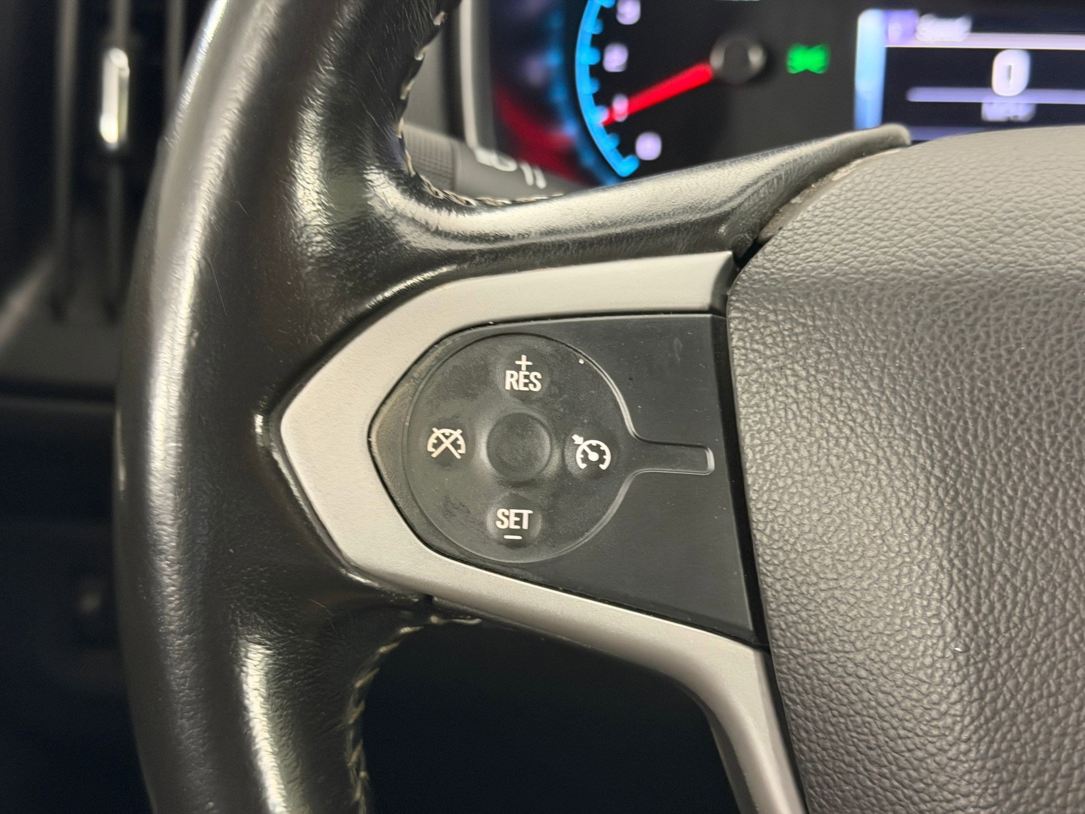 Used 2016 Chevrolet Colorado LT w/ LT Convenience Package image 15