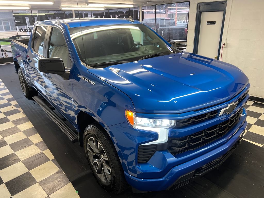 Used 2024 Chevrolet Silverado 1500 RST w/ Protection Package AWD/4WD image 18