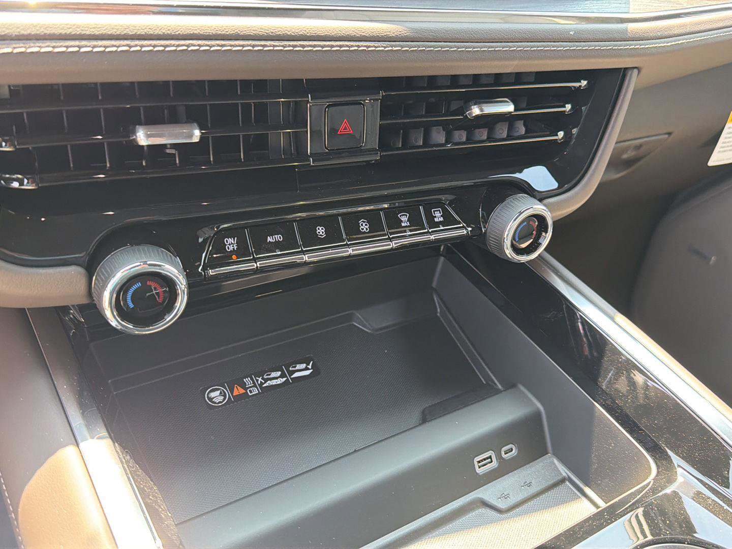 New 2026 Chevrolet Tahoe LT w/ Comfort Package RWD image 29