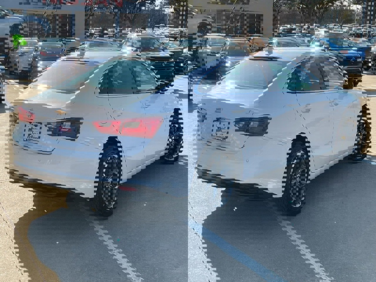 Used 2023 Chevrolet Malibu LT w/ Driver Confidence Package image 5