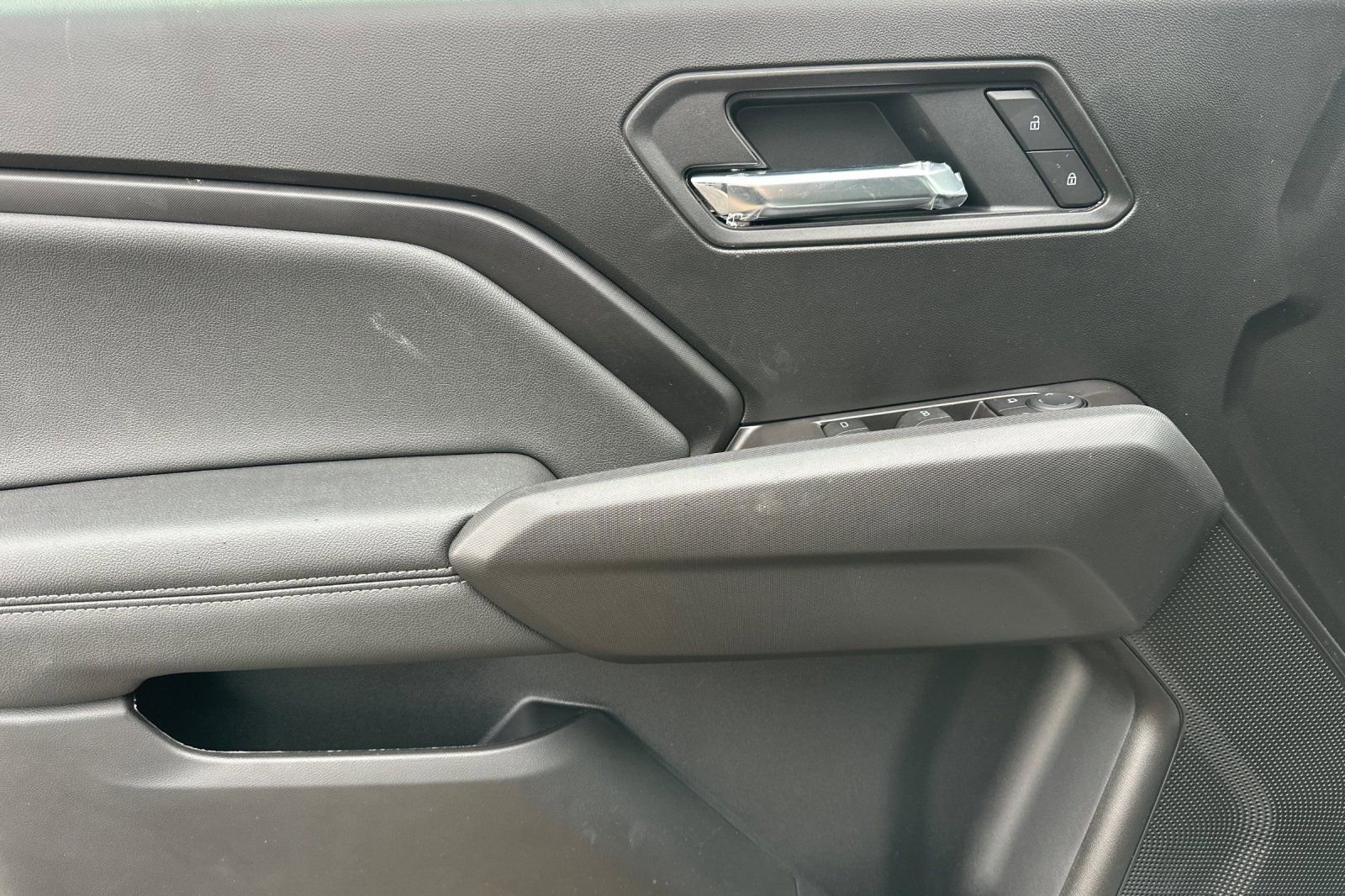 New 2026 GMC Canyon Elevation w/ Convenience Package image 9