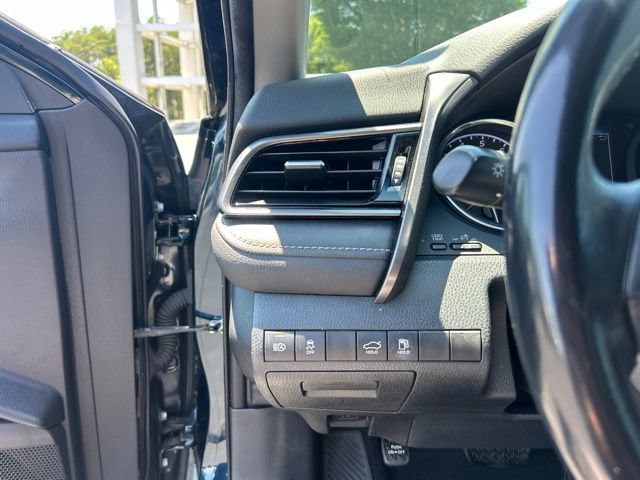 Used 2020 Toyota Camry SE FWD image 28
