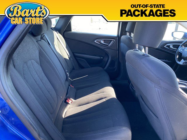 Used 2016 Chrysler 200 Limited FWD image 10