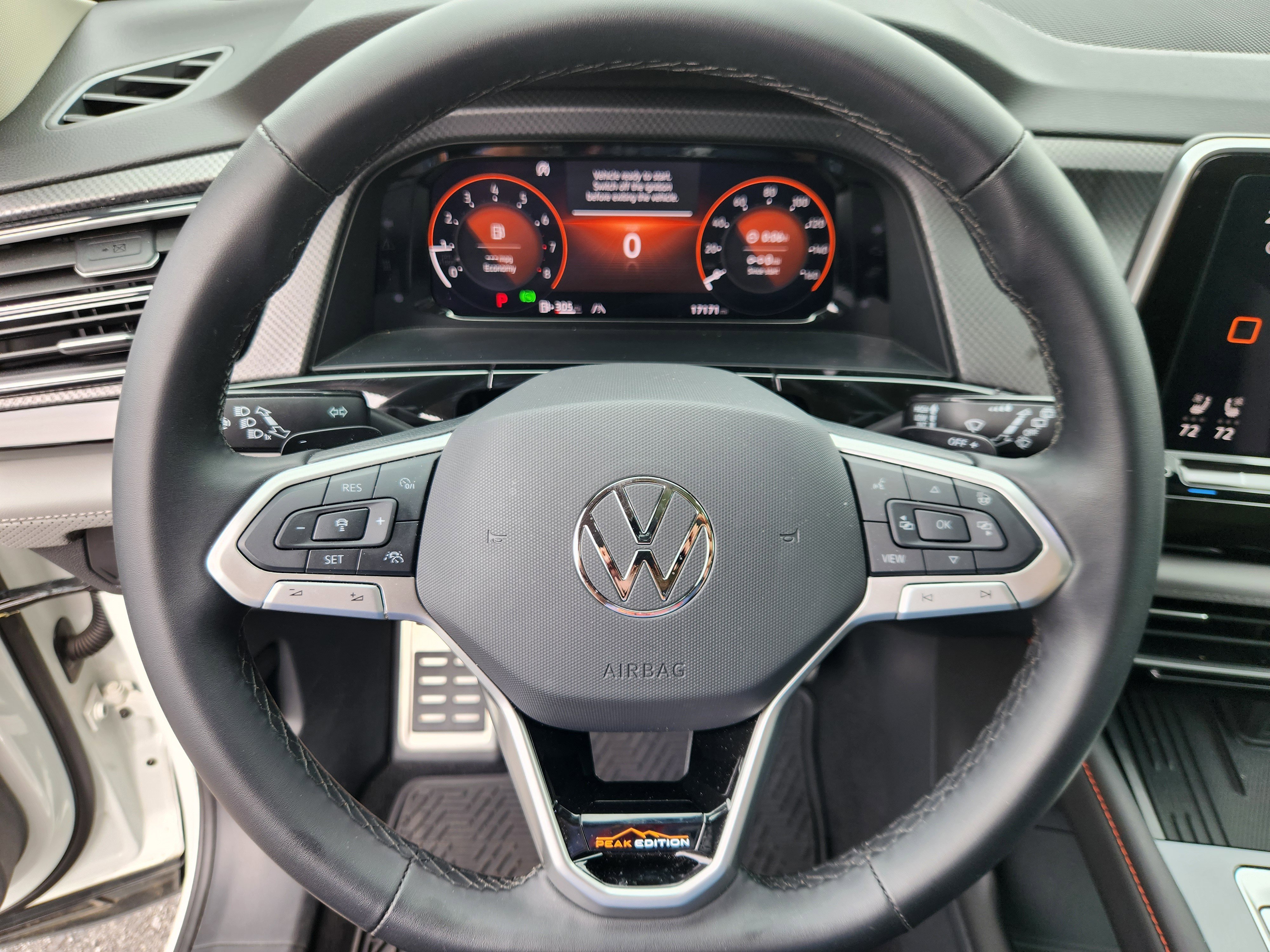Certified 2025 Volkswagen Atlas Peak Edition SE image 9