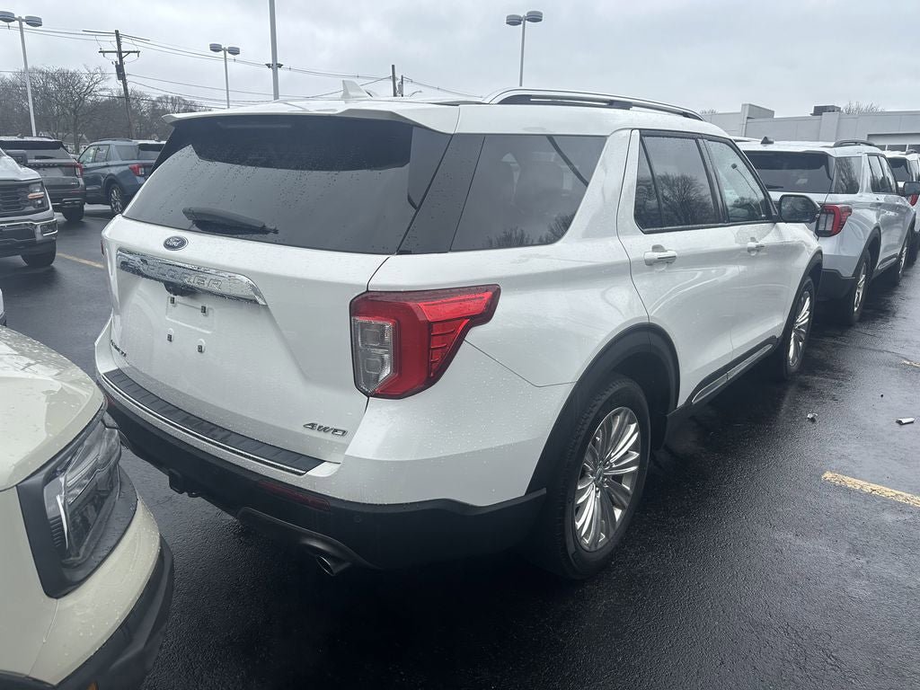 Used 2022 Ford Explorer Limited w/ Limited Technology Package image 4