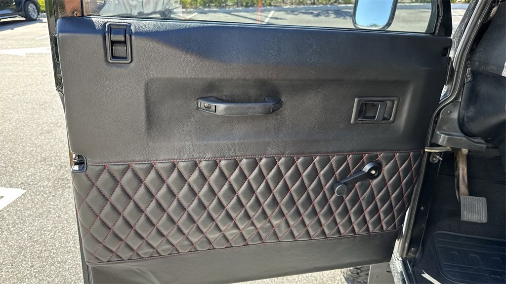 Used 1987 Nissan Rogue image 40