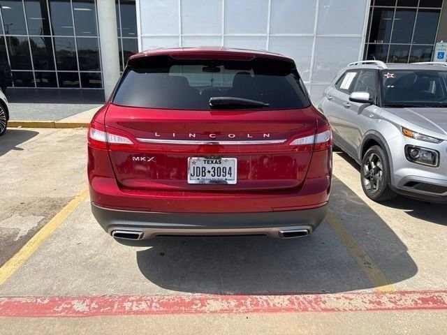 Used 2016 Lincoln MKX Reserve w/ Technology Package FWD image 7