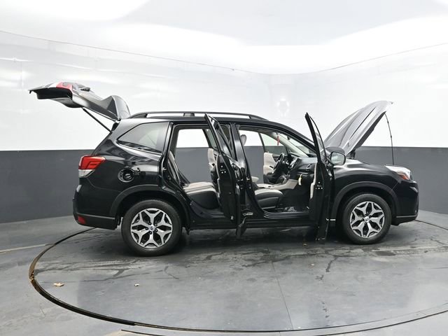 Used 2019 Subaru Forester Premium image 49