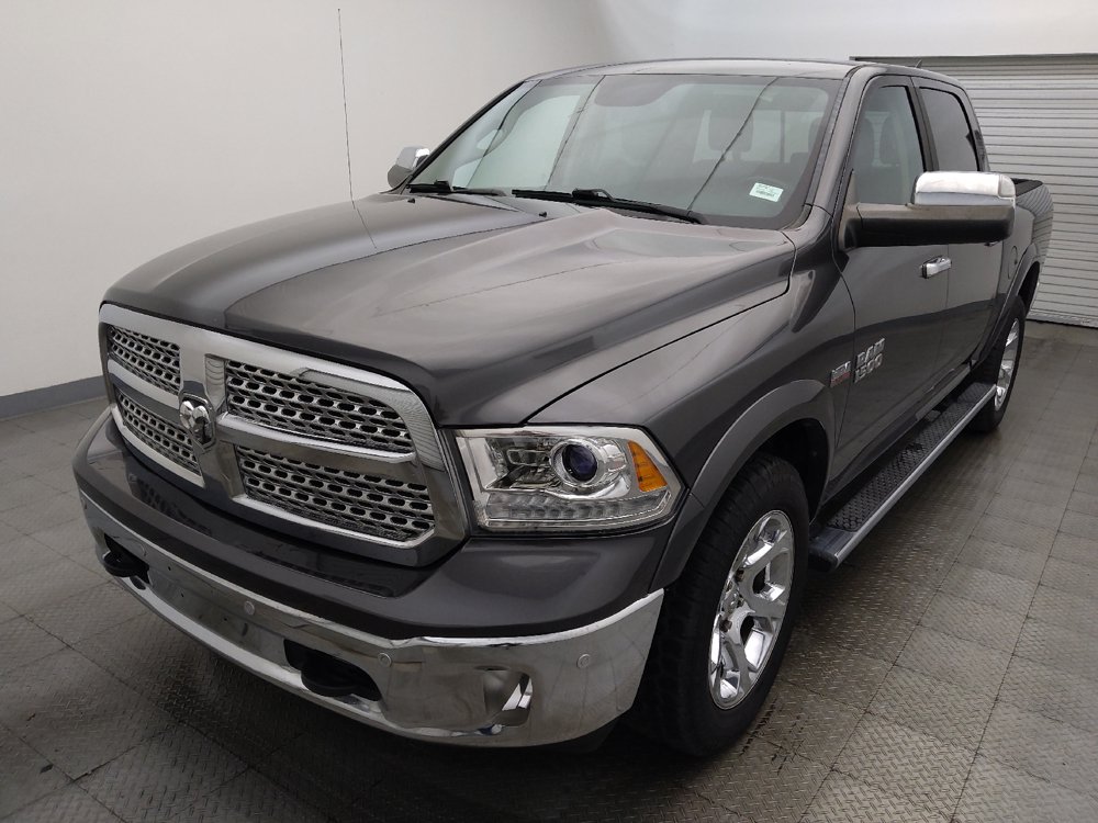 Used 2016 RAM 1500 Laramie w/ Convenience Group AWD/4WD image 15