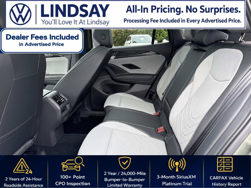 Certified 2025 Volkswagen Tiguan SE R-Line AWD/4WD image 12
