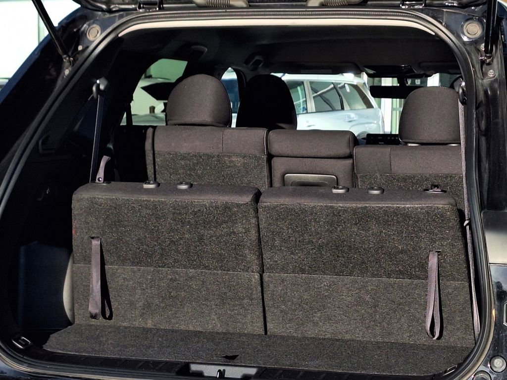 Used 2025 Mitsubishi Outlander ES image 27