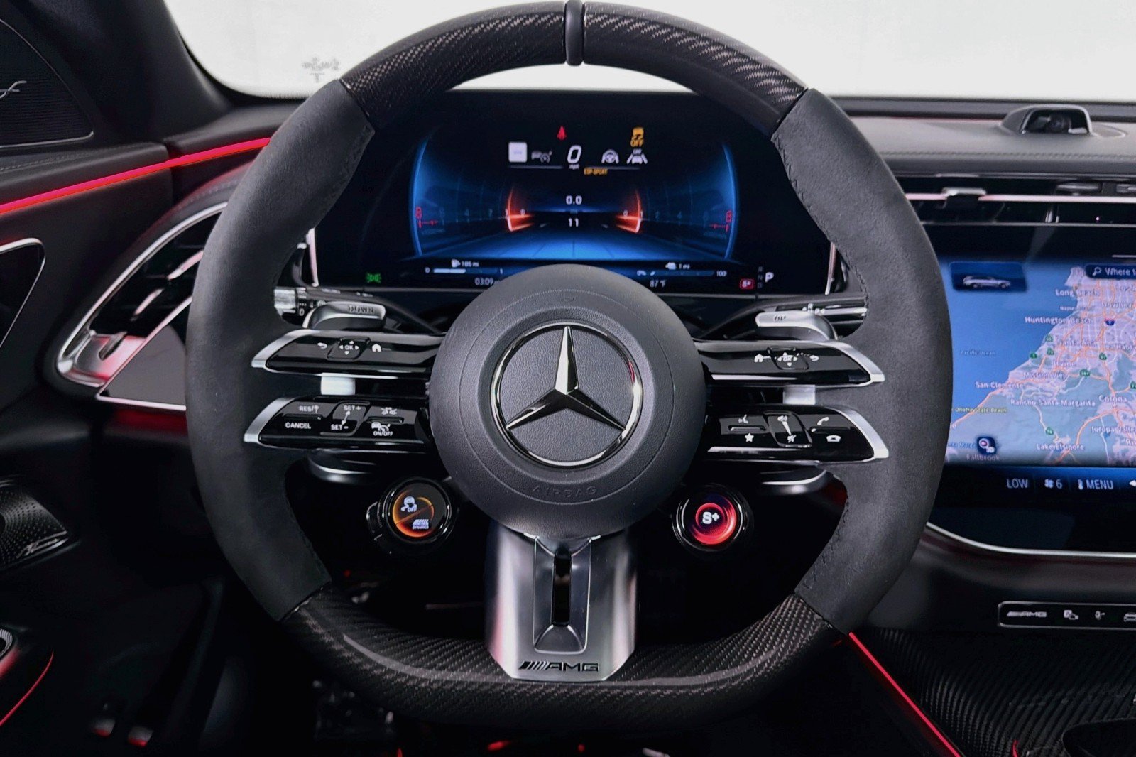 New 2026 Mercedes-Benz E 53 AMG e 4MATIC Wagon image 17