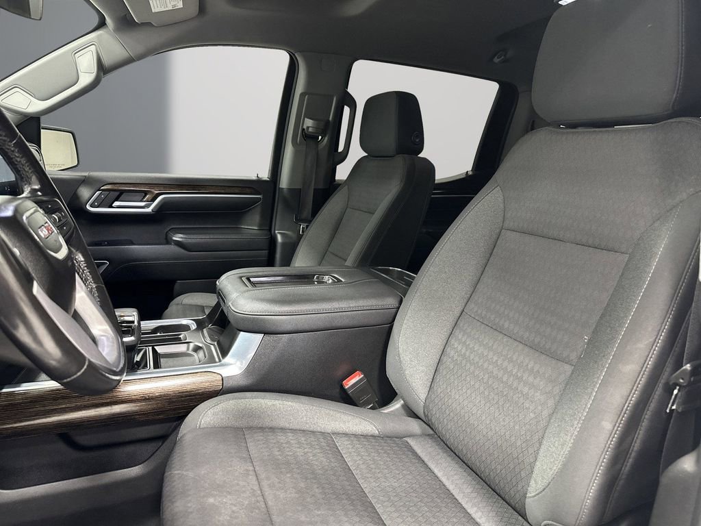 Used 2022 GMC Sierra 1500 Elevation RWD image 14