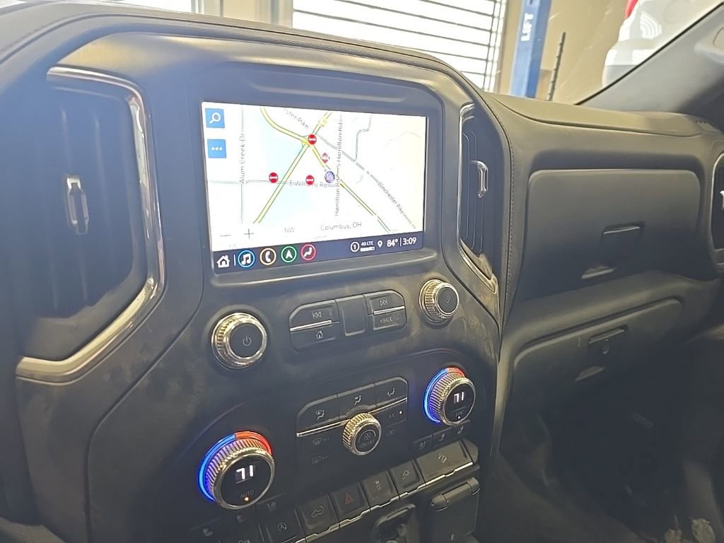 Used 2021 GMC Sierra 1500 AT4 w/ AT4 Value Package AWD/4WD image 3